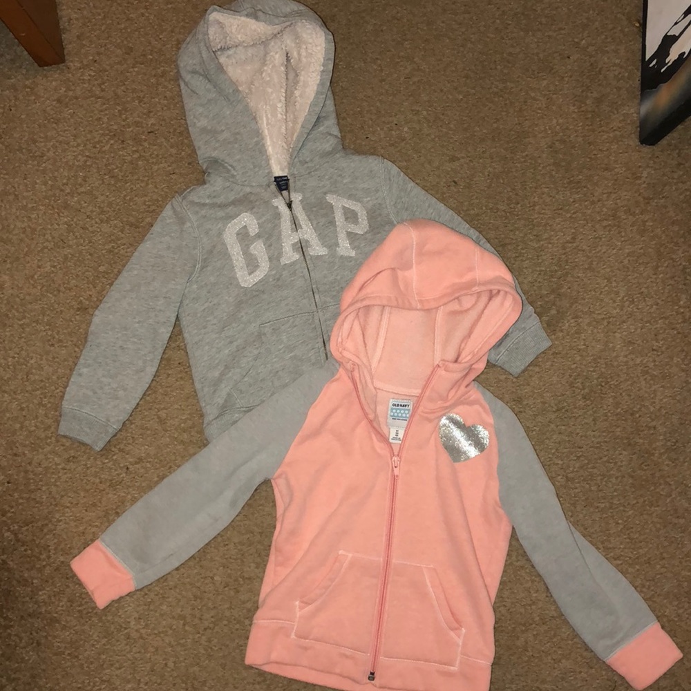 2 girls hoodies size 4T GAP/Old Navy